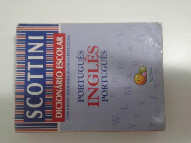 Dicionário Escolar Scottini