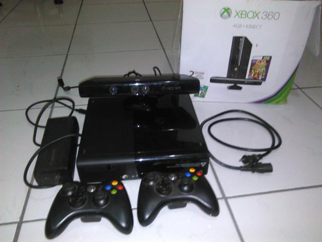 X Box GB+Kinect R$ 