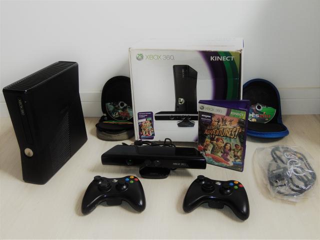 Xbox 360 Slim destravado em ótimo estado