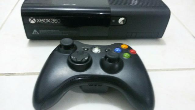Xbox 360 super slim 4 Gb barato