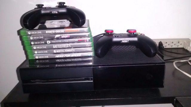 Xbox One + 2 controles + 6 jogos