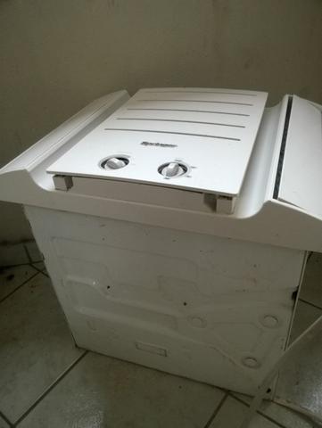 Ar de btus semi novo 127w / por celular