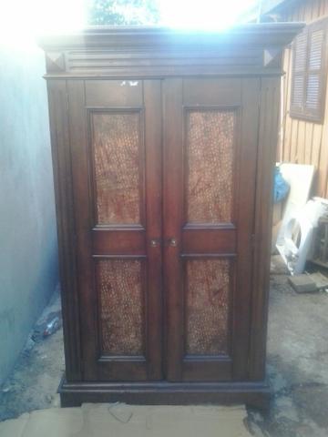 Armario antigo