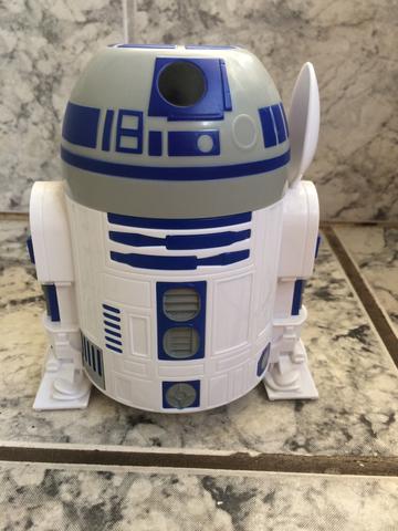 Boneco R2-D2