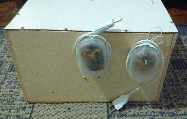 Chocadeiras para 50 e 120 ovos