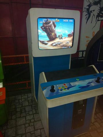 Máquina de Fliperama 33" polegadas Multi Jogos Arcade