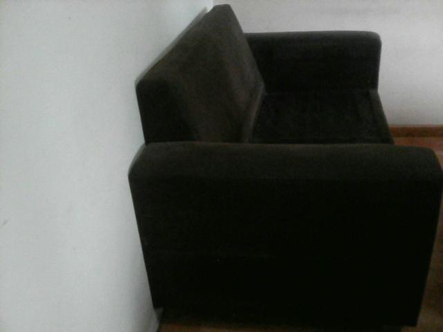 Sofá de tecido veludo