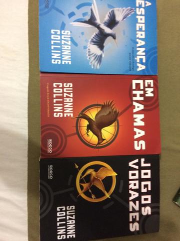 Trilogia Jogos Vorazes- Suzanne Colins