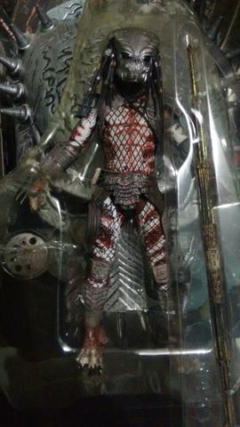 Boneco personagem PREDADOR GUARDIAN