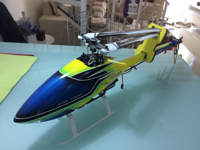Helicóptero Alzrc Devil 450