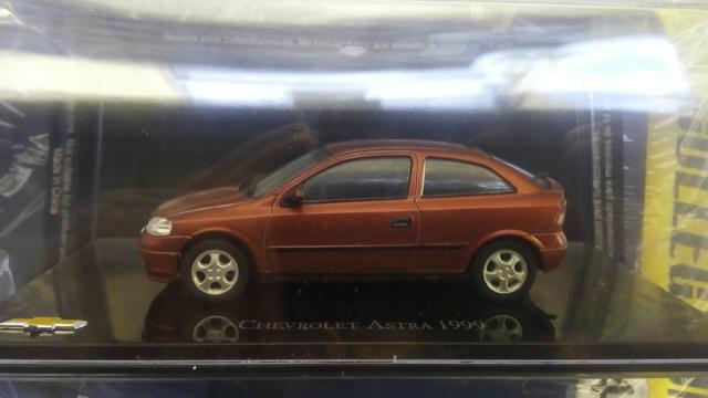Miniatura Chevrolet Astra Hatch 1:43