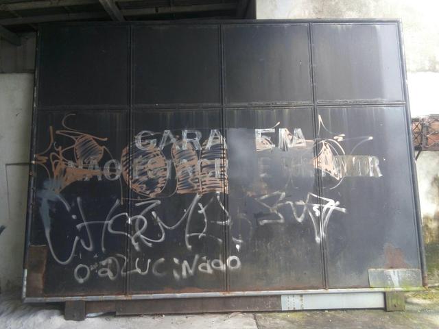 Portão de correr,chapa de ferro