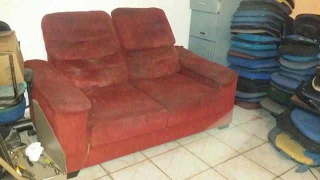 Sofá resistêncial confortável aceitamos cartão