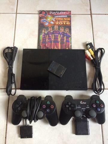 Vendo Playstation 2 completo