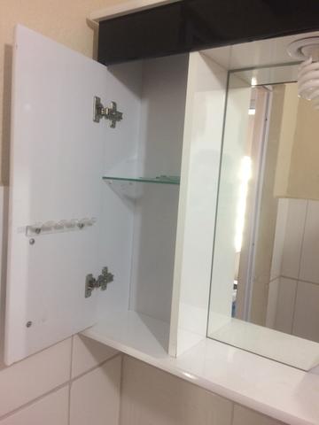 Armário de banheiro c/ espelho