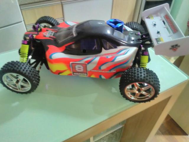 Carrinho a combustão profissional