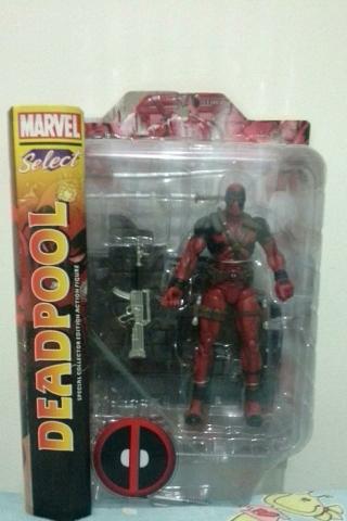 Deadpool Marvel Select - Action Figure