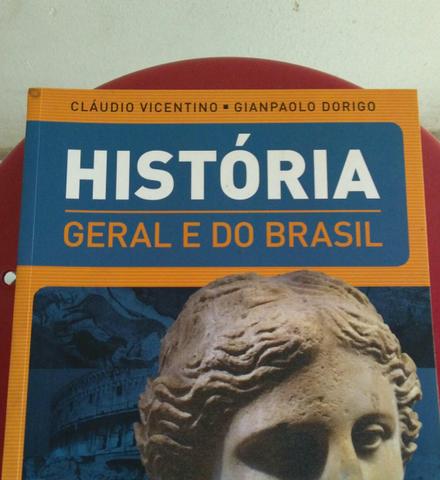 Livro volume único História Geral e do Brasil