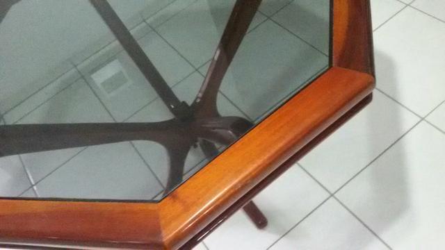 Mesa. Somente a mesa