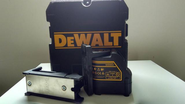 Nível laser dewalt modelo dw088