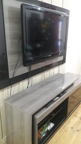 Rack com painel para TV (Não acompanha TV)