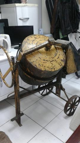 Vendo betoneira 120 litros