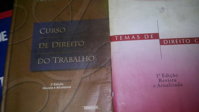 4 livros de direito