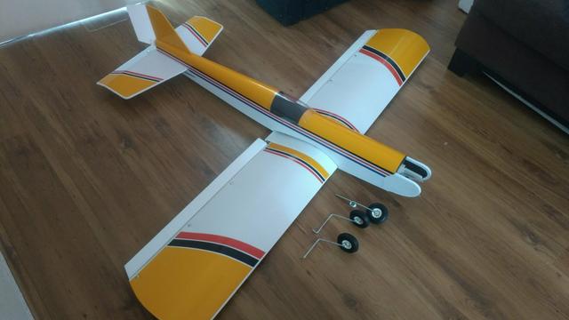 Aeromodelo Sport Glow - Kit novo p/ motores.46 a.55