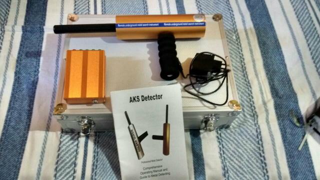 Detector AKS de ouro de longa distância