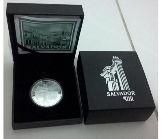 Estojo comemorativo completo moeda Salvador Unesco Prata