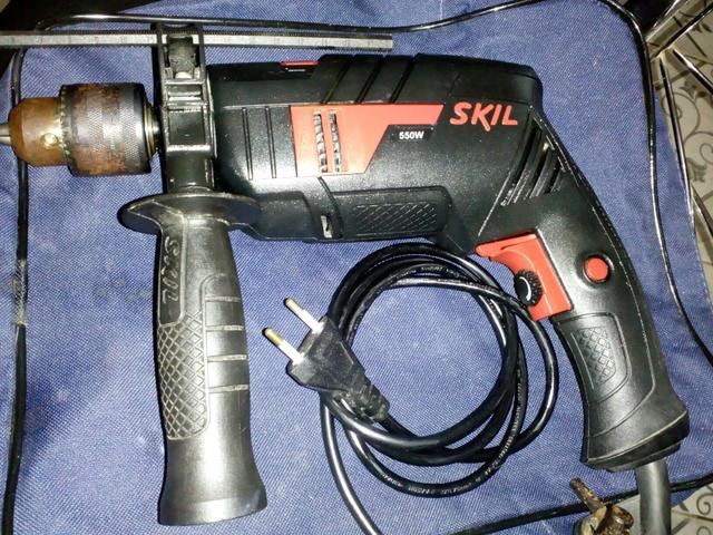 Furadeira Skil