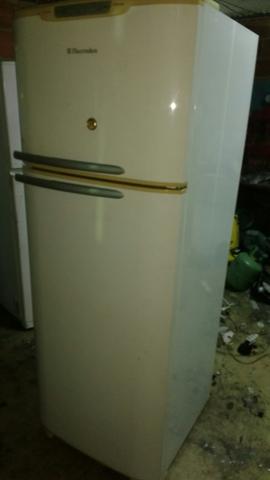 Geladeira Frost Free 440 litros