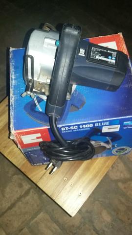 Serra mármore cinhell. semi nova.