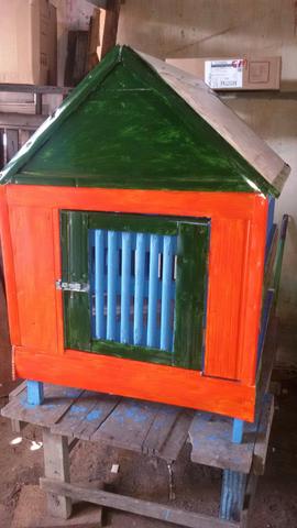 Vendo casas para cachorro e gato e coelhos