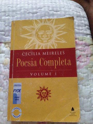 Vendo livro / autora Cecília Meireles (Poesia Completa)