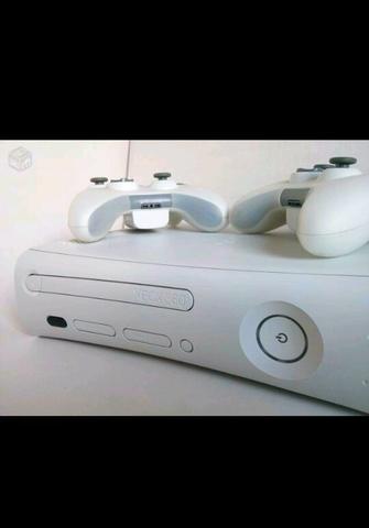 Xbox 360 desbloqueado ltu 3.0 com garantia e 10 jogos