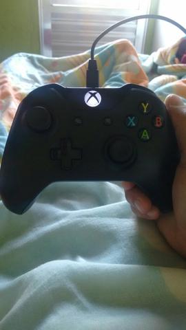 Xbox One zerado com 6 jogos e 1 controle