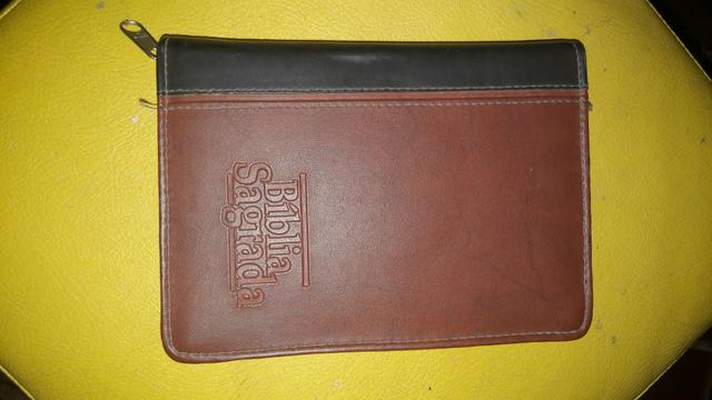 Bíblia Sagrada. Linguagem