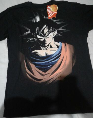 Camiseta Goku NOVA! Ainda na etiqueta. (Piticas)