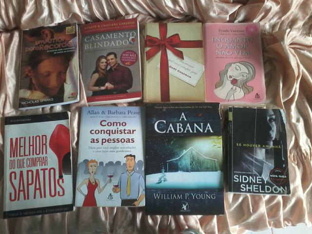 Lote de livros conservados