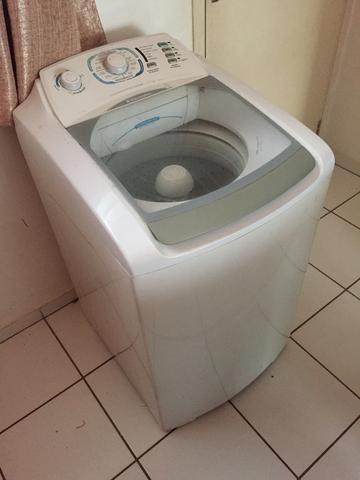 Máquina de lavar Eletrolux 10kg com defeito