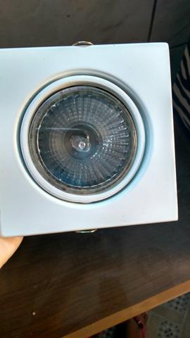 Plafon pequeno de embutir