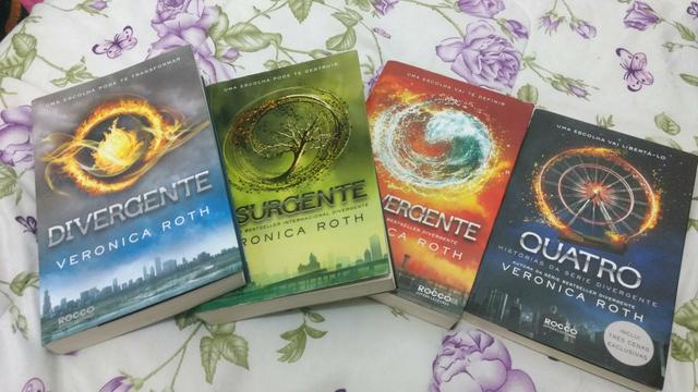 Vendo livros