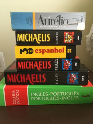 Dicionários de idiomas