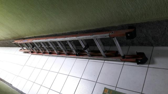 Escada de fibra de 6 metros
