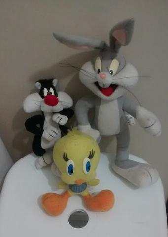 Lote com 3 pelúcias Looney Tunes: Pernalonga + Frajola +