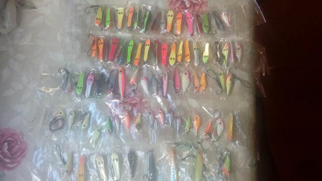 Material de pesca sapinho jumpingjig