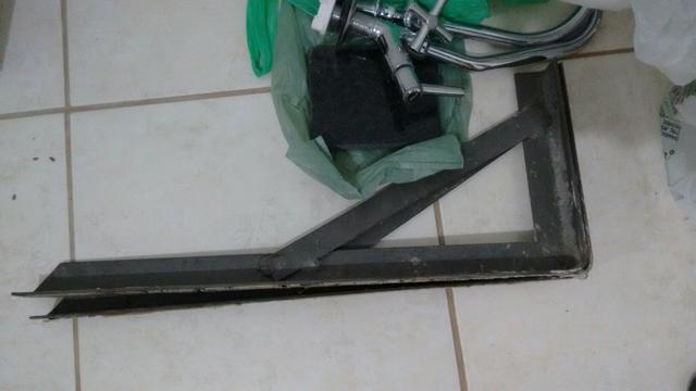 Pia lavatório tanque torneira e cantoneira