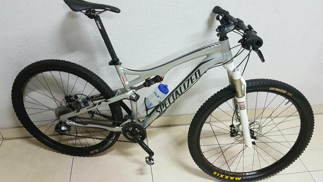Specialized Full Fsr epic comp aro 29
