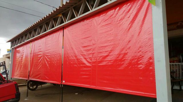 Toldos e coberturas em policarbonato